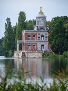 New garden, Holy Lake with marble palace, Potsdam, UNESCO World Heritage "Palaces and Parks of Potsdam and Berlin", Brandenburg, Germany PANORAMIC FREEDOM New garden, Holy Lake with marble palace, Potsdam, UNESCO World Heritage "Palaces and Parks of Potsdam and Berlin", Brandenburg, Germany PANORAMIC FREEDOM